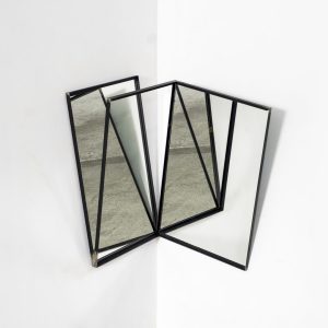 Croft_escultura_2019_ferro-e-espelho-300x300