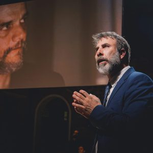 w4-1024x1024-1-300x300