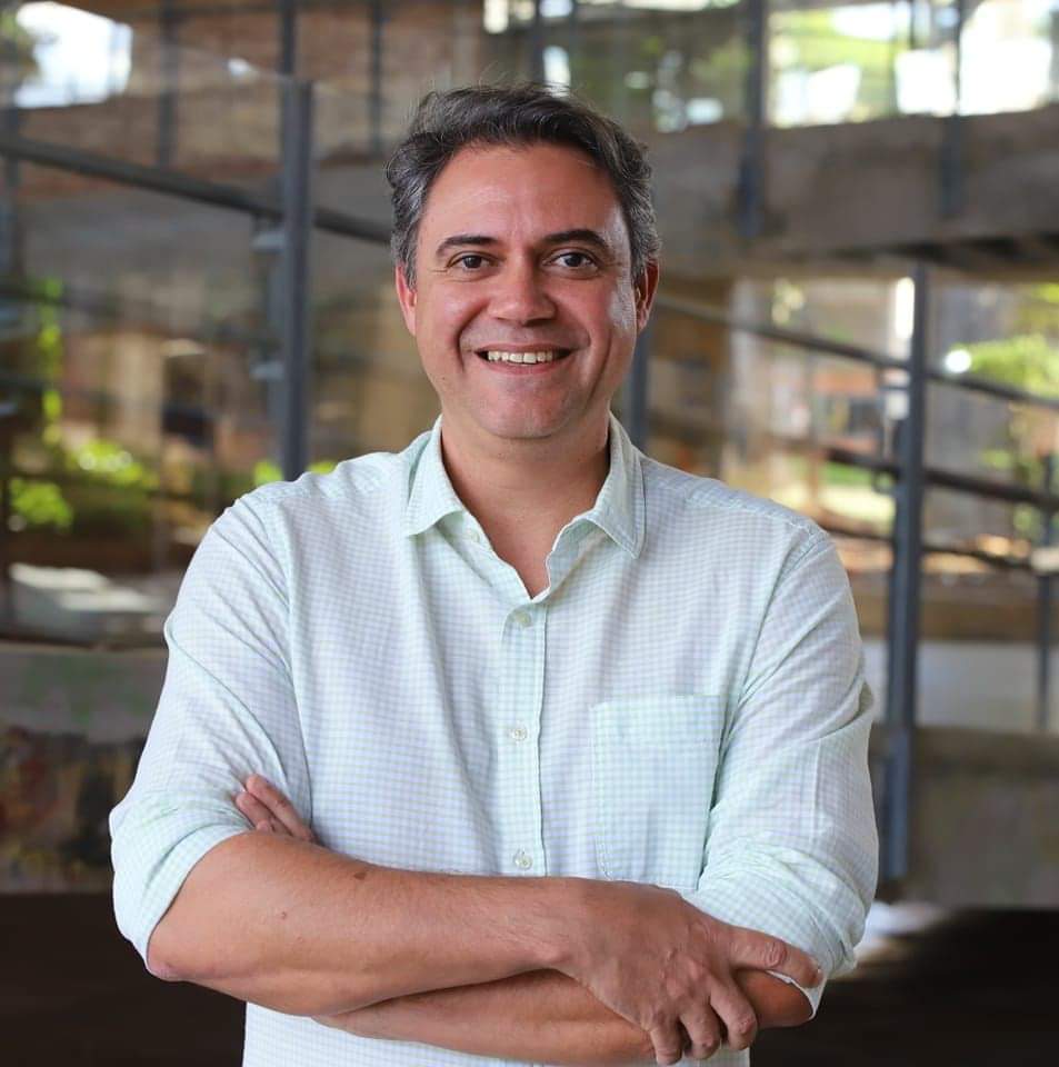 Alexandre-Sarau-Professores-Poetas